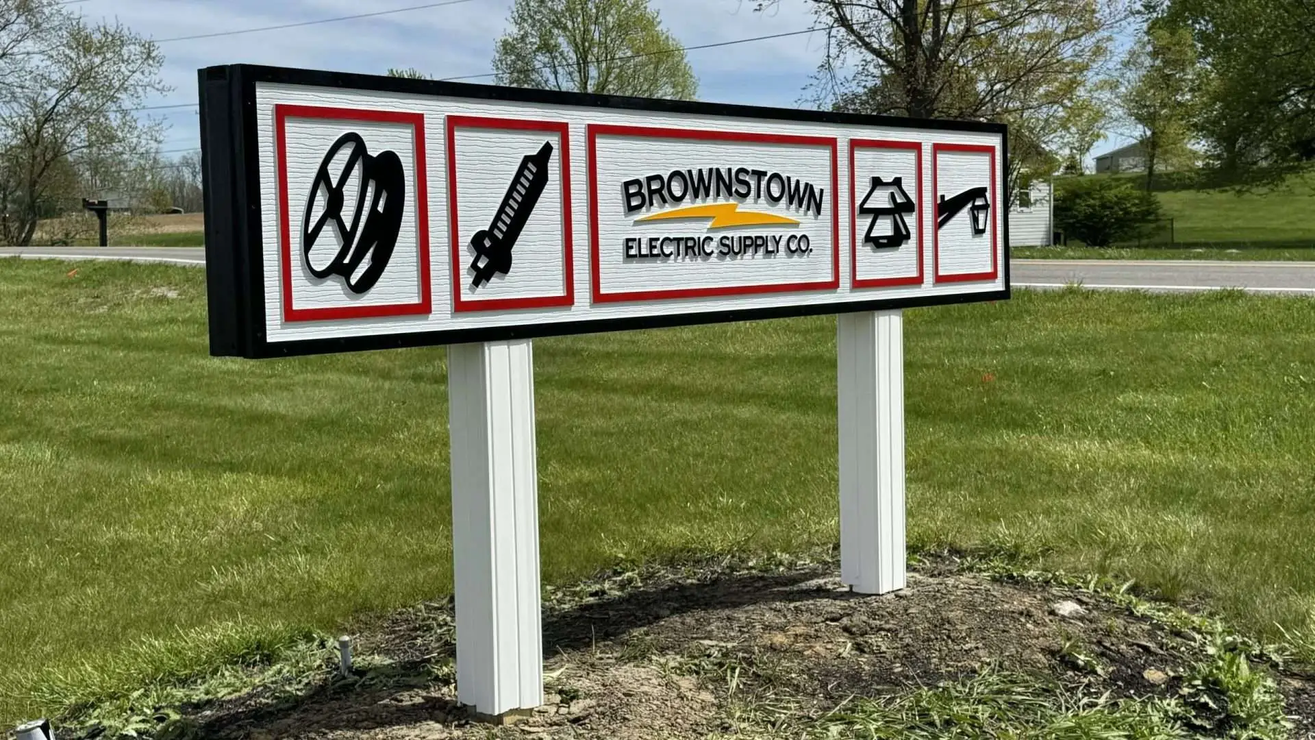 Exterior Signs — photo 19