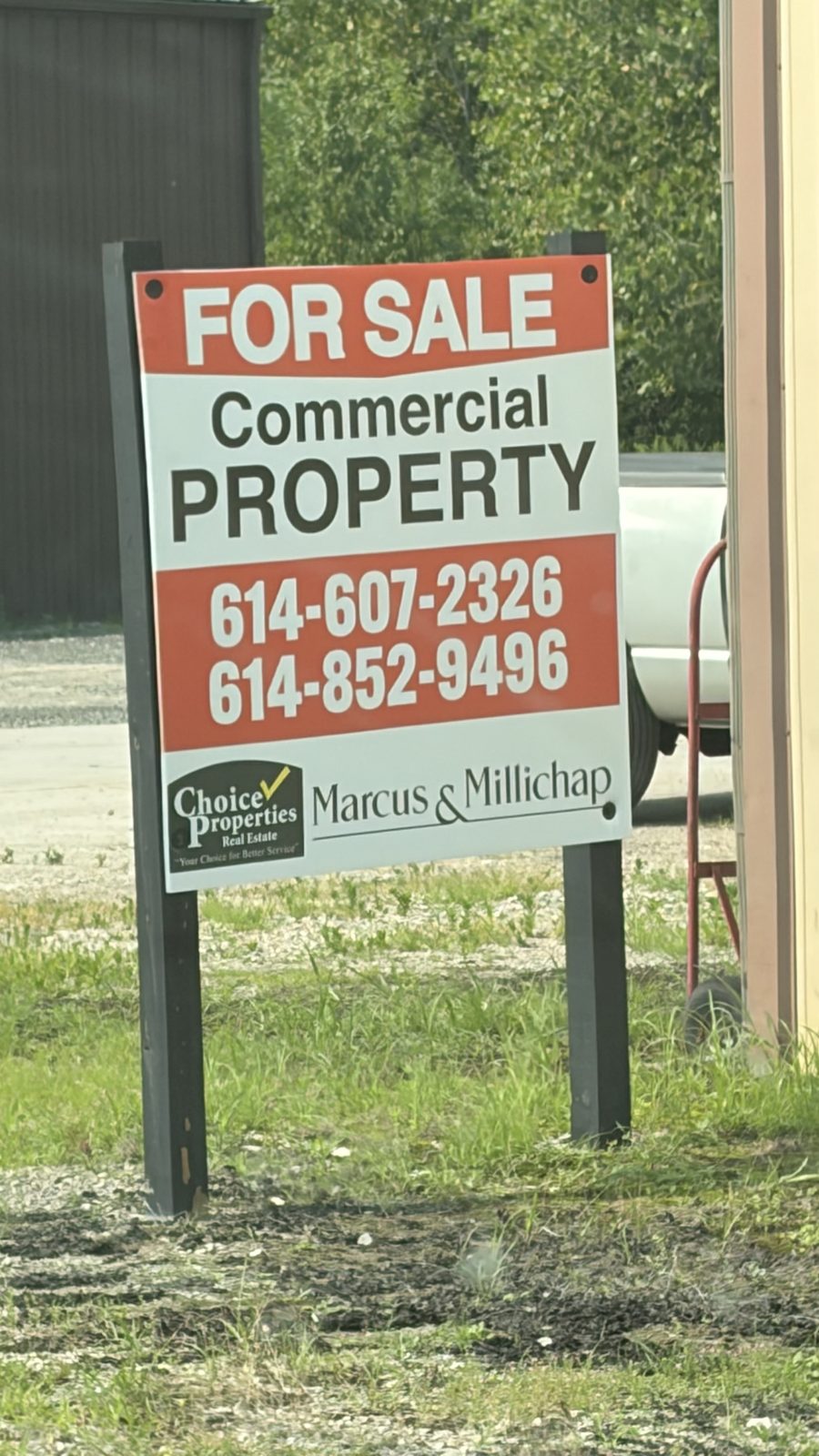Yard Signs — photo 2